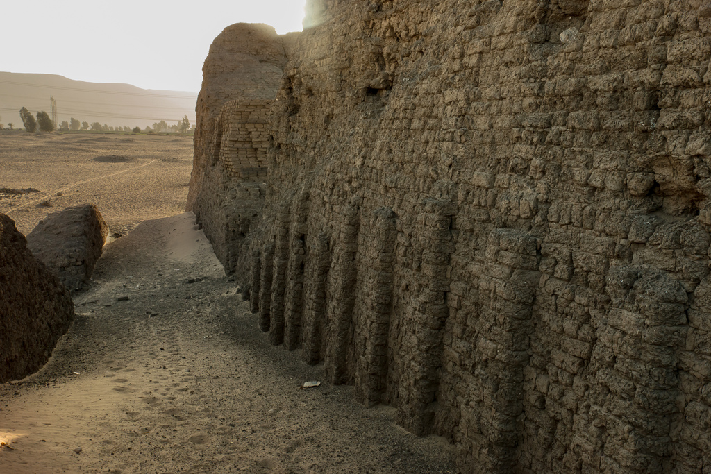View of the Khasekhemouy enclosure (2nd dynasty) in Abydos, Upper Egypt.