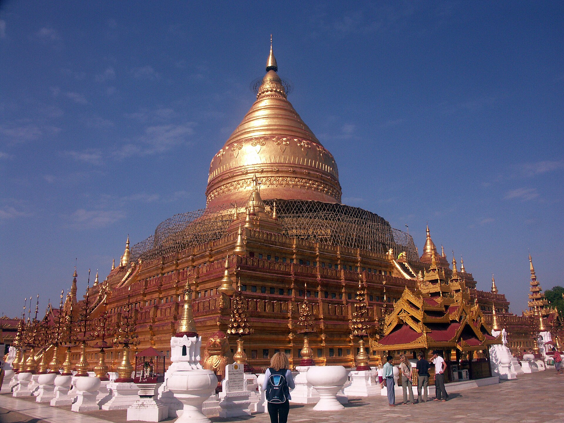 Shwezigon_Pagoda