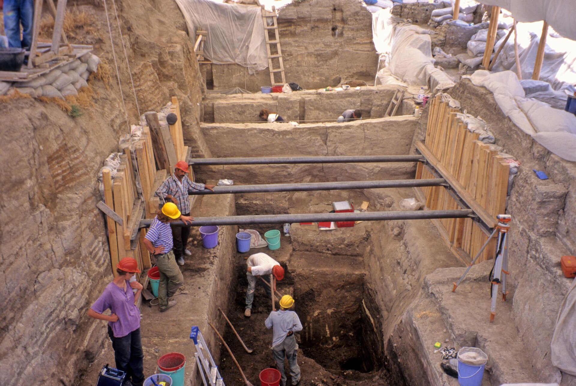 Deep trench, Catalhoyuk