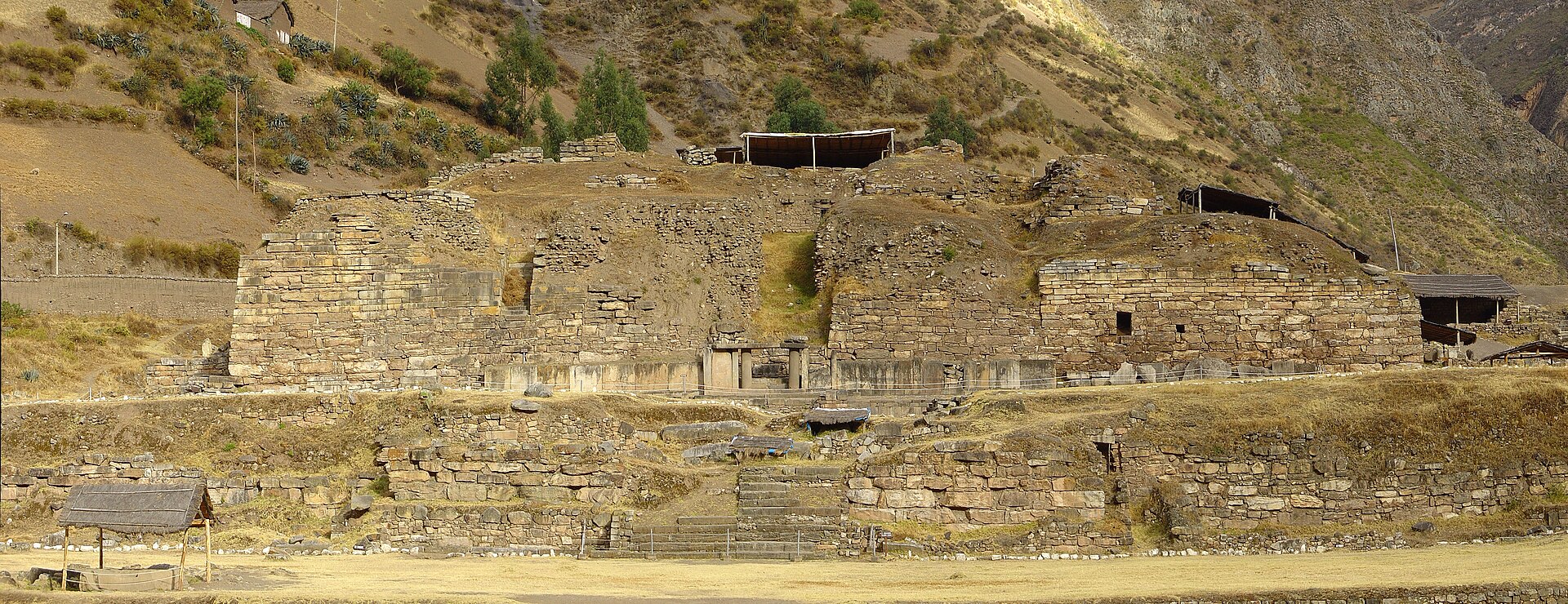 El Castillo, part of the Chavín de Huantar ruins