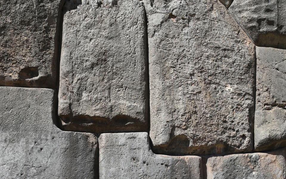 Sacsayhuamán stone wall