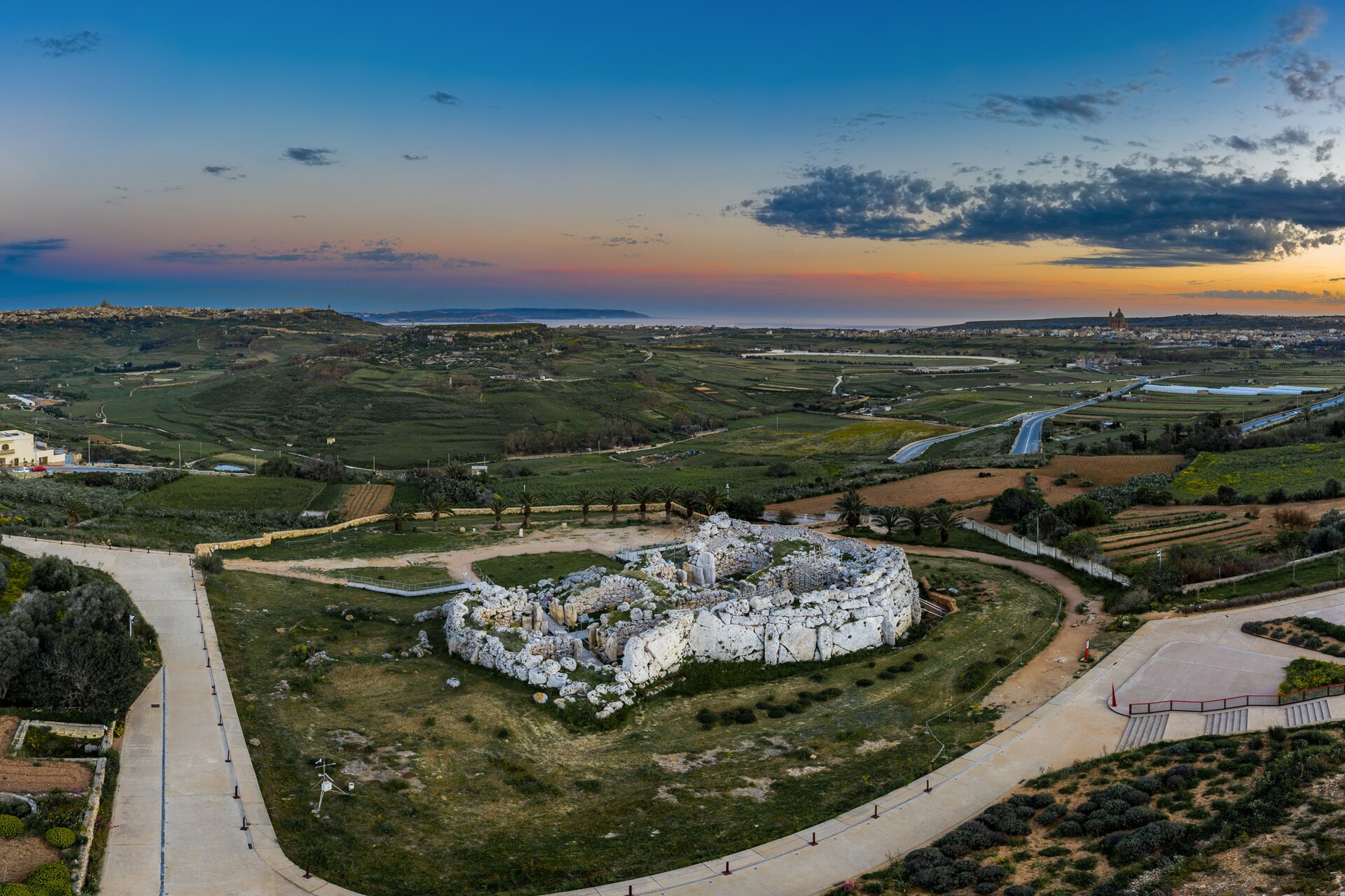 This media is about Maltese cultural property with inventory number 00001.