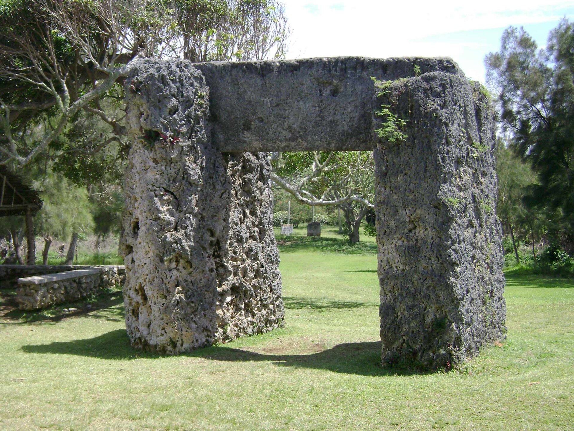 Haʻamonga ʻa Maui, a prehistoric megalithic momument, with the maka faakinanga in the distance; Tonga