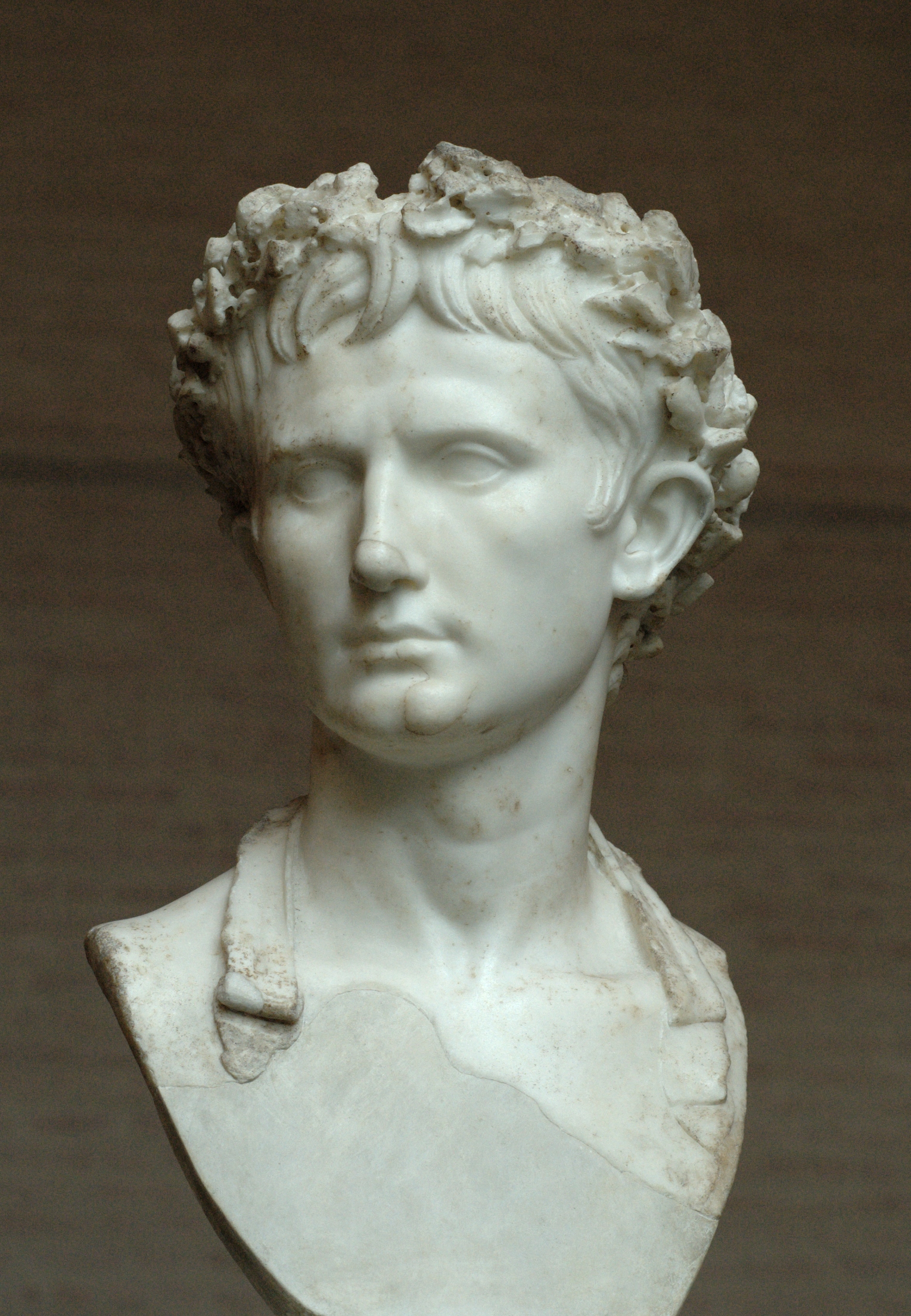 So called “Augustus Bevilacqua”. Bust of the emperor with the Civic Crown, period of his reign.