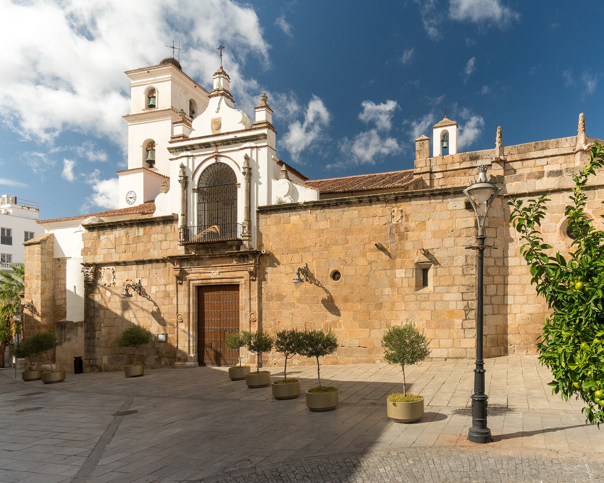 Merida Co-cathedral 2023 - south façade panorama