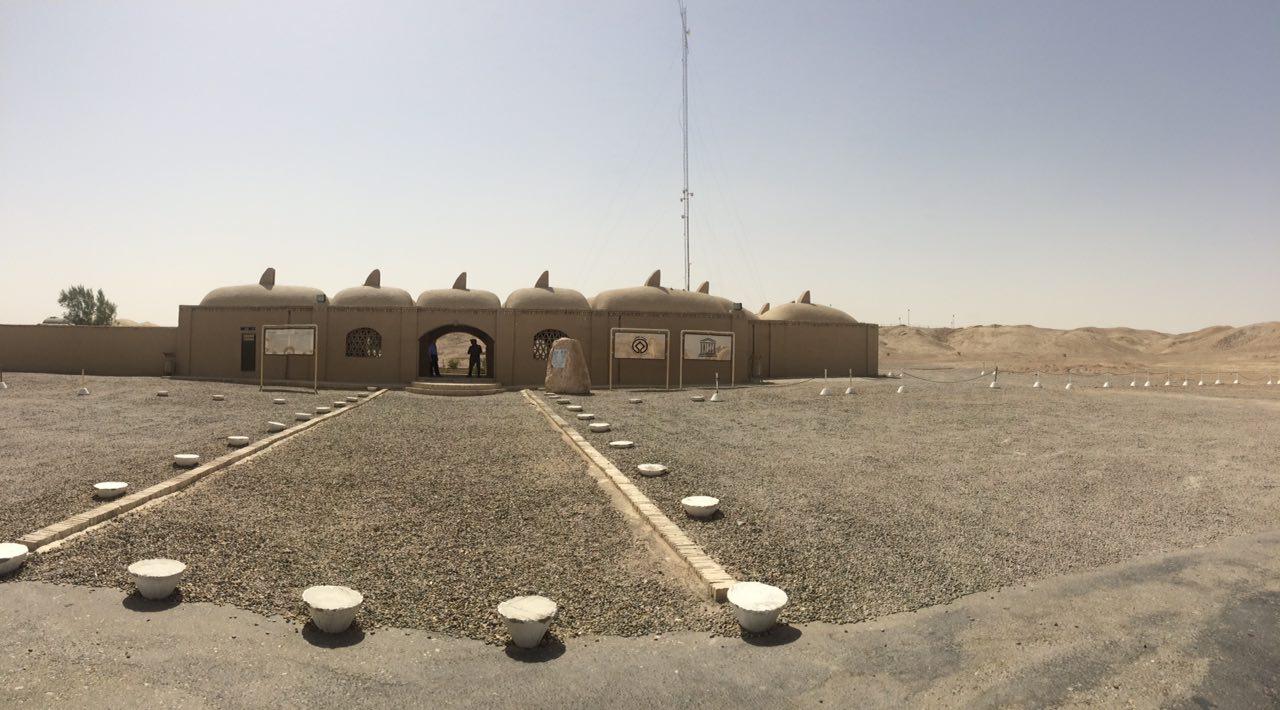 The entrance to the burnt city