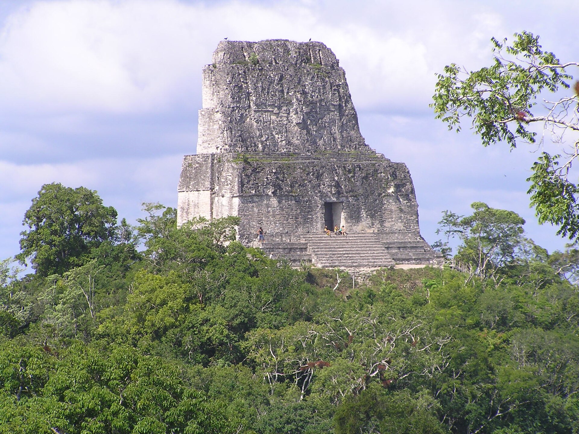 Tikal: Templo IV